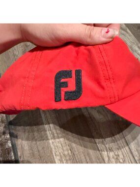 DryJoys By FootJoy Red Golf Hat Adjustable Strapback Cap Comfortable Lightweight